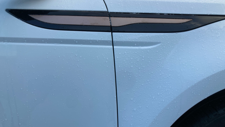 Land Rover Range Rover Evoque 1.5 P300e R-Dynamic S 5dr Auto Hatchback